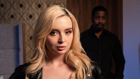 Love-Hate Scene: Intense Passion & Conflict